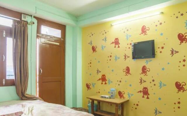 1 BR Guest house in Dhomri road, Narkanda, by GuestHouser (5CC2)