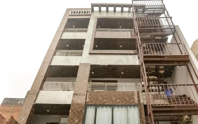 Royal Inn by OYO Rooms