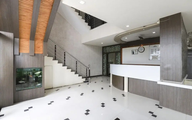 OYO 61424 Hotel Vrindavan