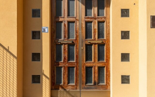 Monterumici 36 - Saffi Glamorous Apartment