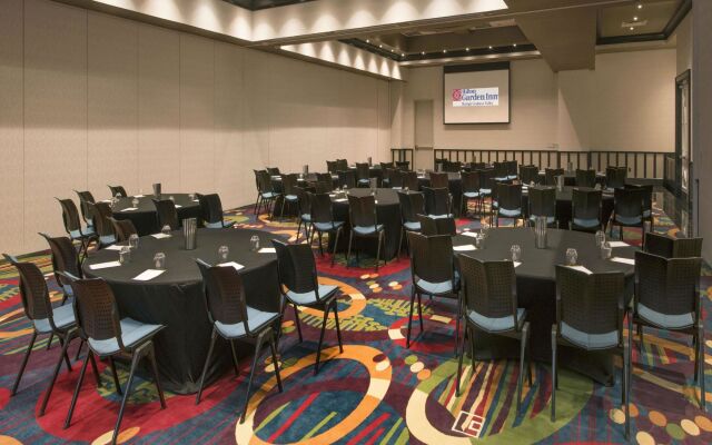 Hilton Garden Inn Raleigh /Crabtree Valley