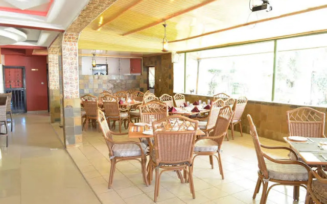 Royal City Garden Hotel