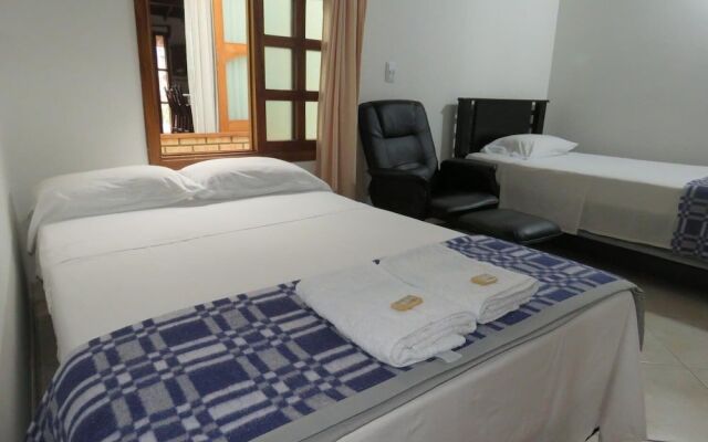 Hostal Juanes - Hostel