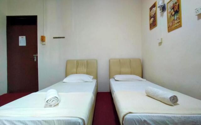 SPOT ON 89994 RZ Gold Hotel