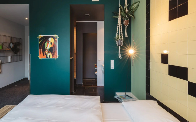 Superbude Altona Paradise