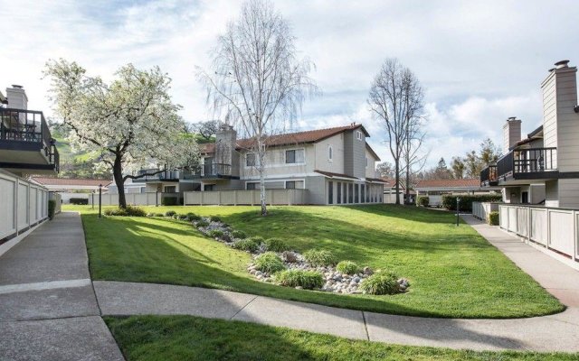 Global Luxury Suites near San Ramon Valley