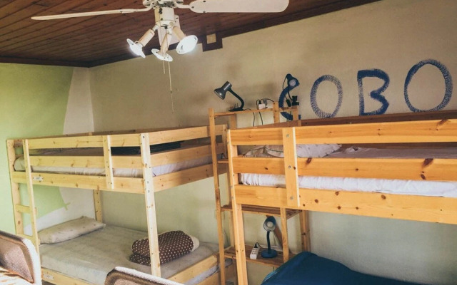 Blue Canary Hostel - Adults Only