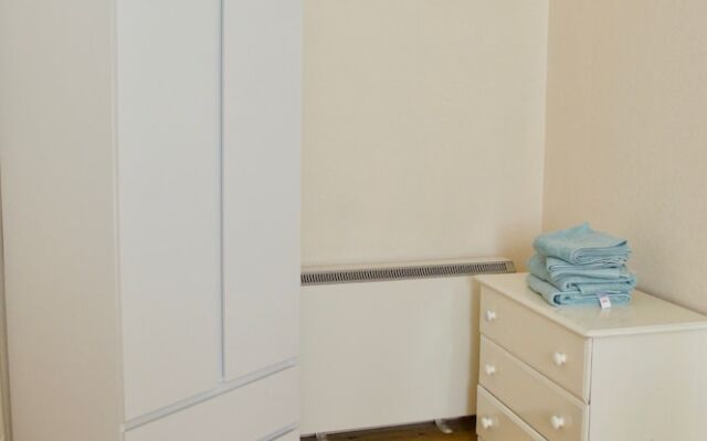 1 Bedroom Flat In Roseburn