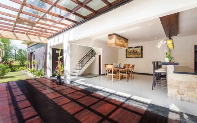 Villa Cendrawasih