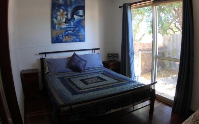Dongara Breeze Inn