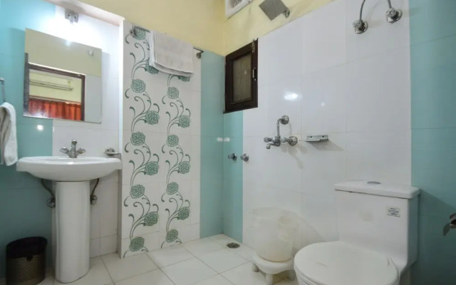 OYO 2289 Hotel Radha Palace