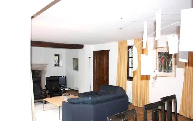 House With 5 Bedrooms in Comblain-au-pont, With Enclosed Garden and Wi