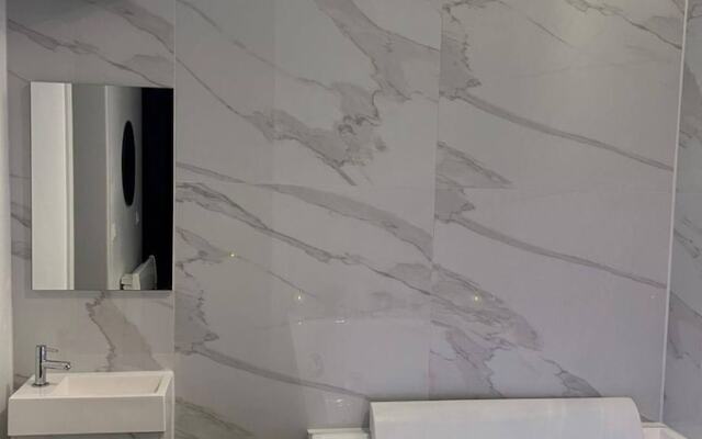 Suite With Private Jacuzzi