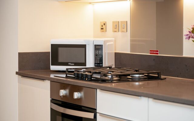 Unique bright studio with balcony in Marina Gate