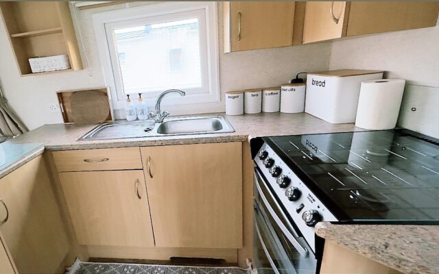 Impeccable 2-bed Static Caravan in Morecambe