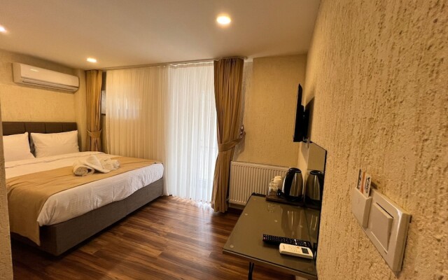 Taksim Nacre 360 Suit