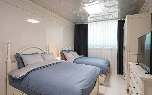 Taebaek Hotel