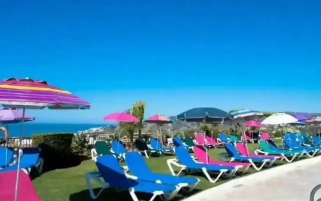 Tranquil Nerja House With Gardens, Pools and spa