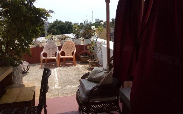 Nila Home Stay cv
