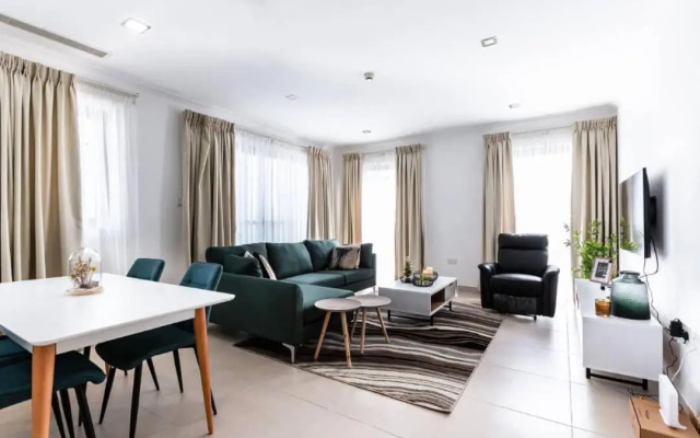 Luxurious Superior Room Space Available