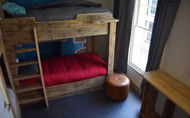 Ty Glyndwr Bunkhouse Bar and Cafe - Hostel