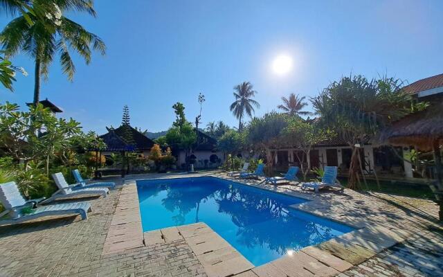 Surfers Beachfront Lombok