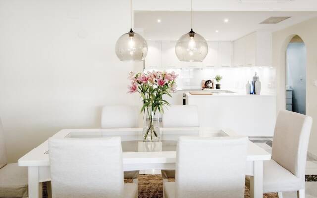 ELD3- Spacious 3 bedroom apt close to Puerto Banus