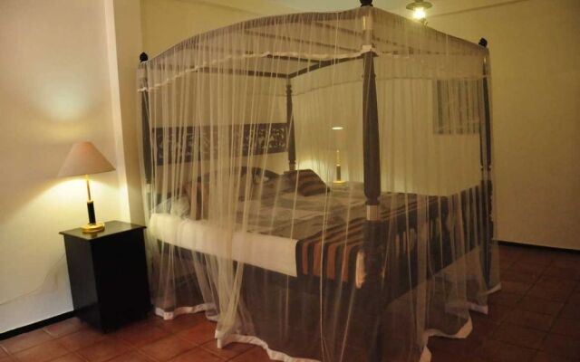 Asantha Guest House