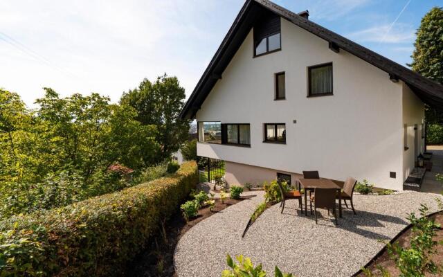 Haus4Zimmer mit Seeblick - einfacher Luxus, pur