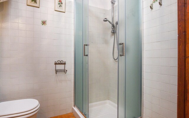 Beautiful Apartment in Monte Antico With 2 Bedrooms