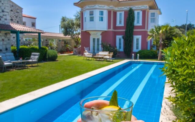 Alacatı On Oda Hotel