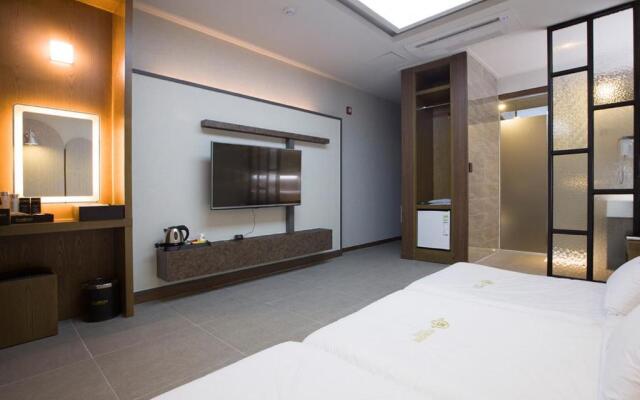 Yeosu Stay Hotel