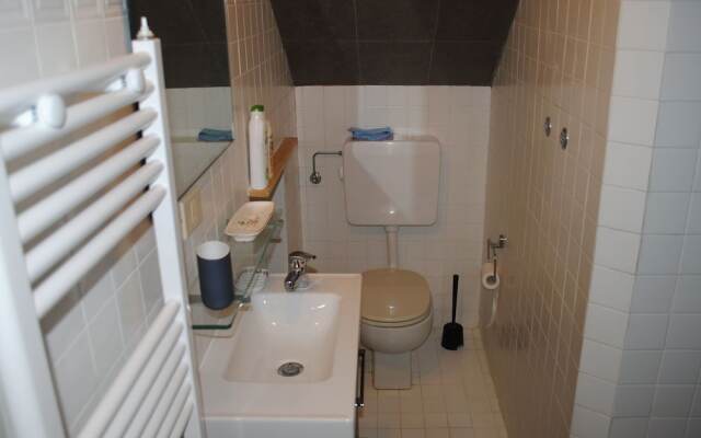 Cozy Holiday Home in Arezzo With Swimming Pool