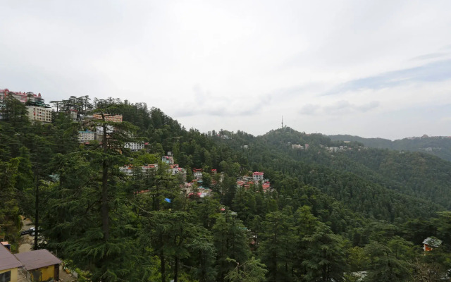 OYO Rooms 099 Near Victory Tunnel Shimla