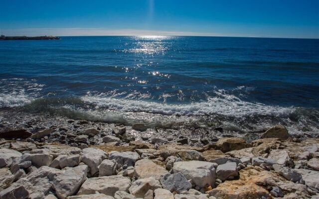 Beachfront Apartment in Marbella