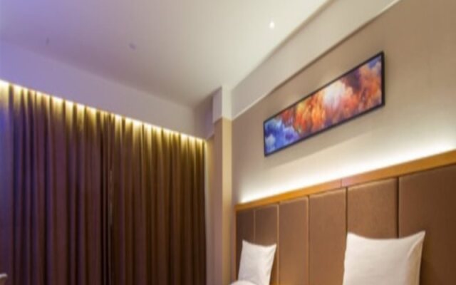 Starway Hotel Nantong Sports Convention Center