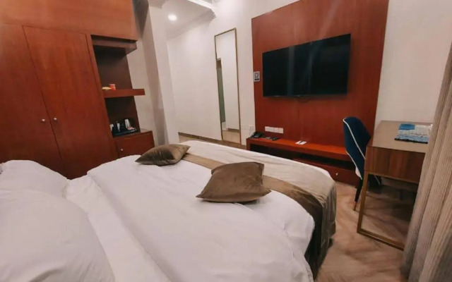 Smayah Hotel