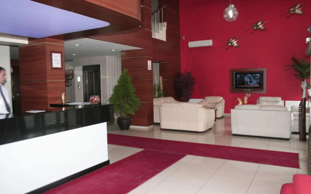 Lifos Otel