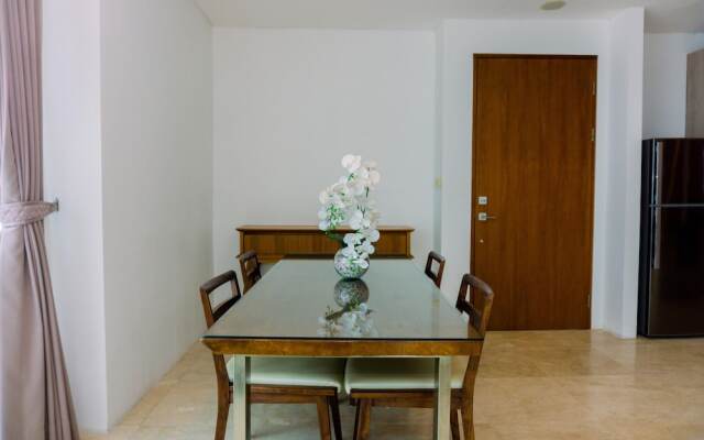 Spacious 3BR Apartment At 8th Floor Veranda Residence Puri