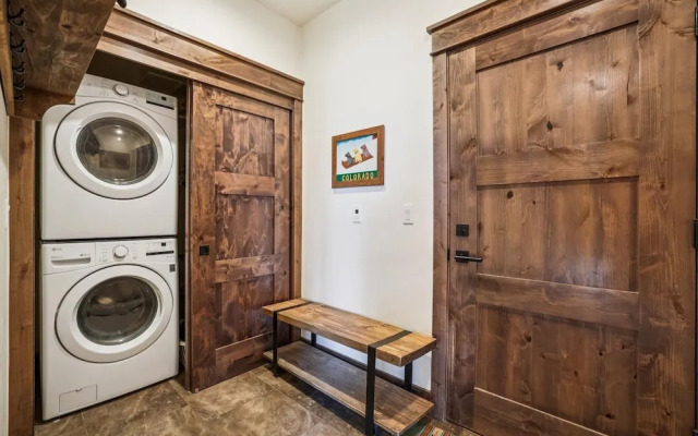 Breck Mountain Getaway 4 Bedroom Home