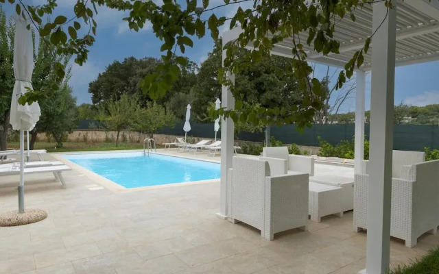 Villa Near Cisternino With Pool and Orchard