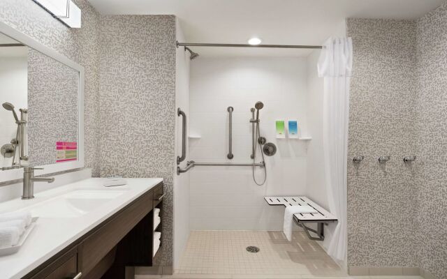 Home2 Suites by Hilton Harrisburg North