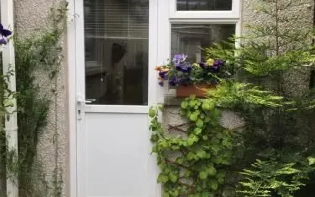 2 Redmoss Walk
