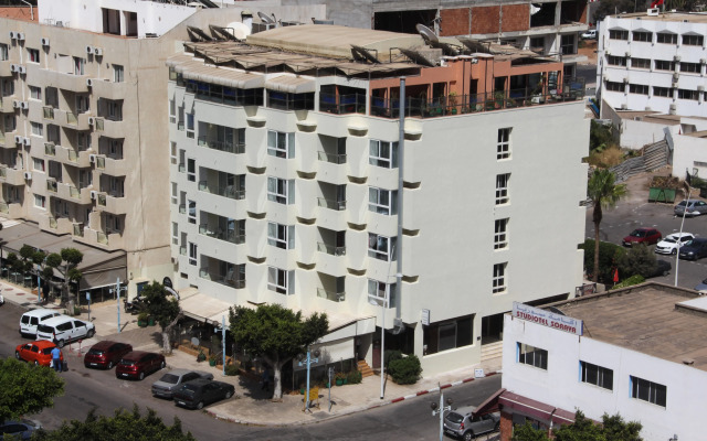 New Farah Hotel