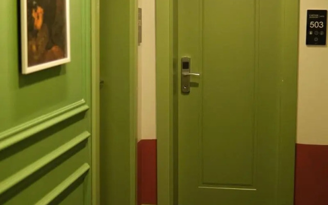 Cartier Luxury Otel