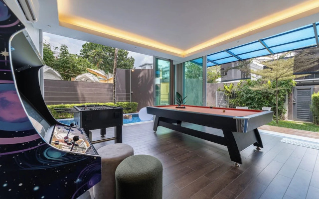 Spacious Pool Villa Tmn Emas Ukay Ampang