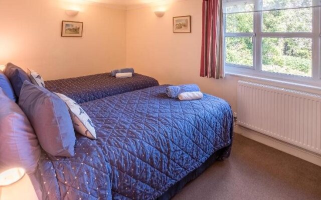 Luccombe Villa Holiday Apartments