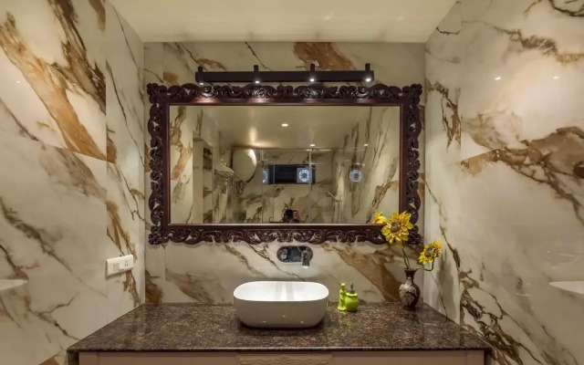 SaffronStays Tudor Rose - luxury chalet with beautiful valley views