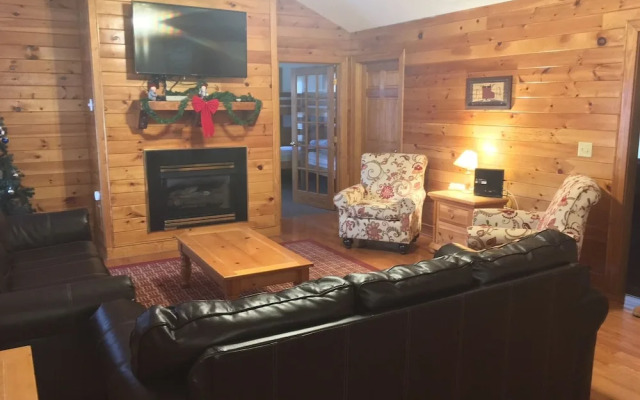 Cherry Blossom 11 - Three Bedroom Chalet