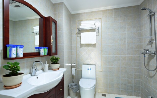 Qingdao Oceanside Hotel & Resort